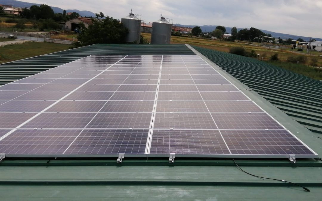 Fotovoltaica en granja de Xinzo de Limia